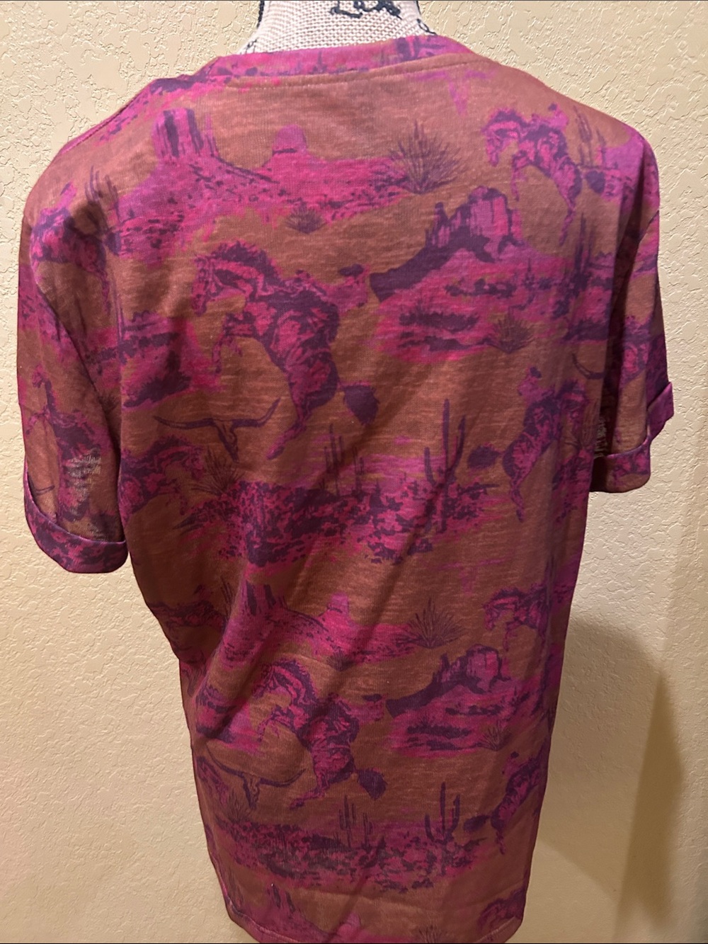 2Fly Co western theme top, XL | offer in description - Picture 5 of 7